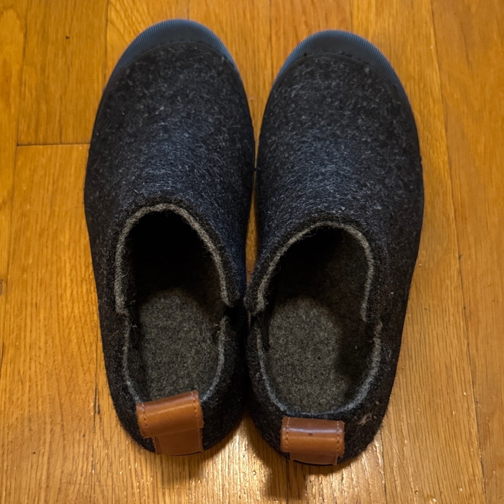 Outdoor slipper boot from Huckleberry